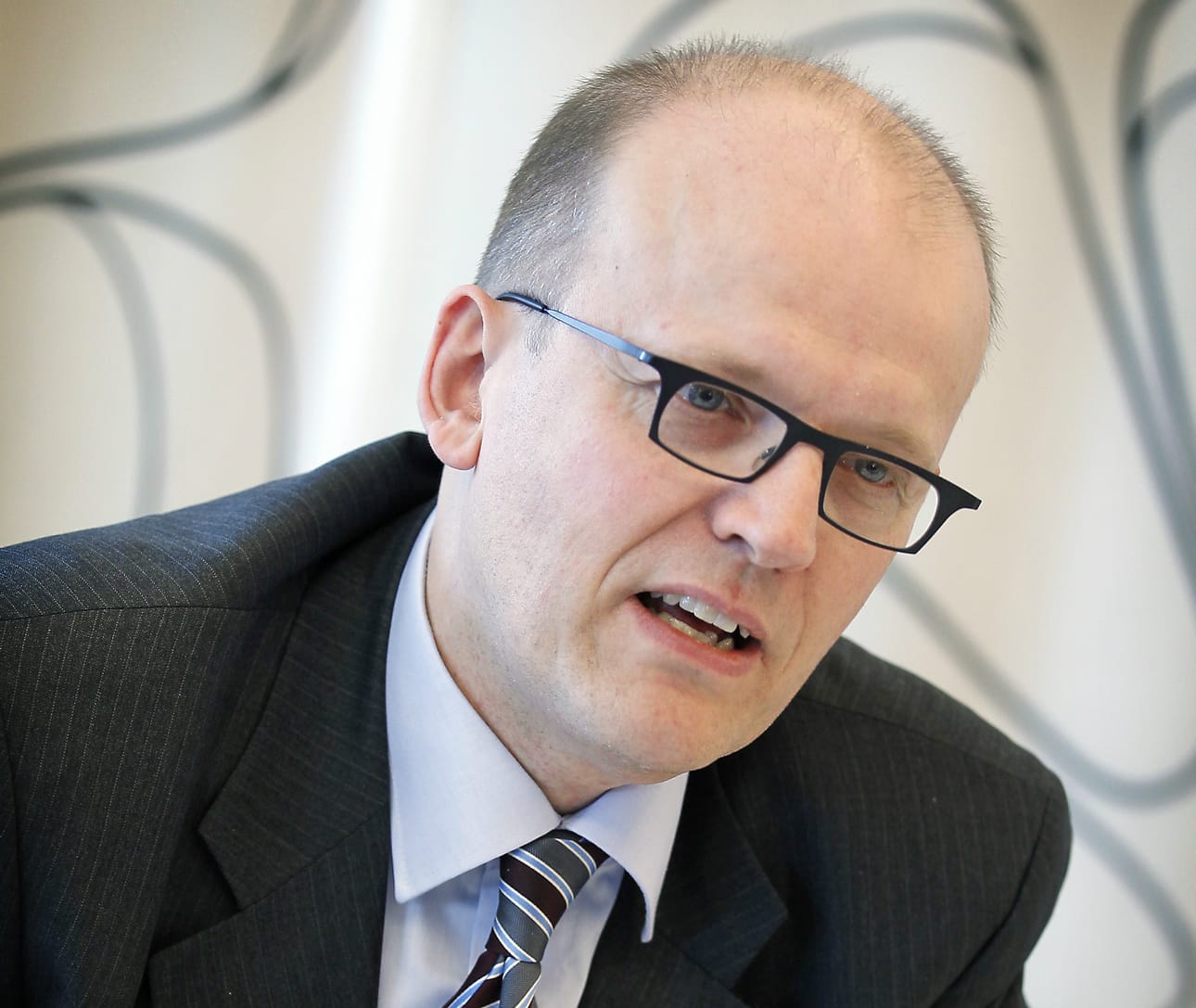 Antti Vasara johtaa Nokian peruspuhelinten kehitystyötä.