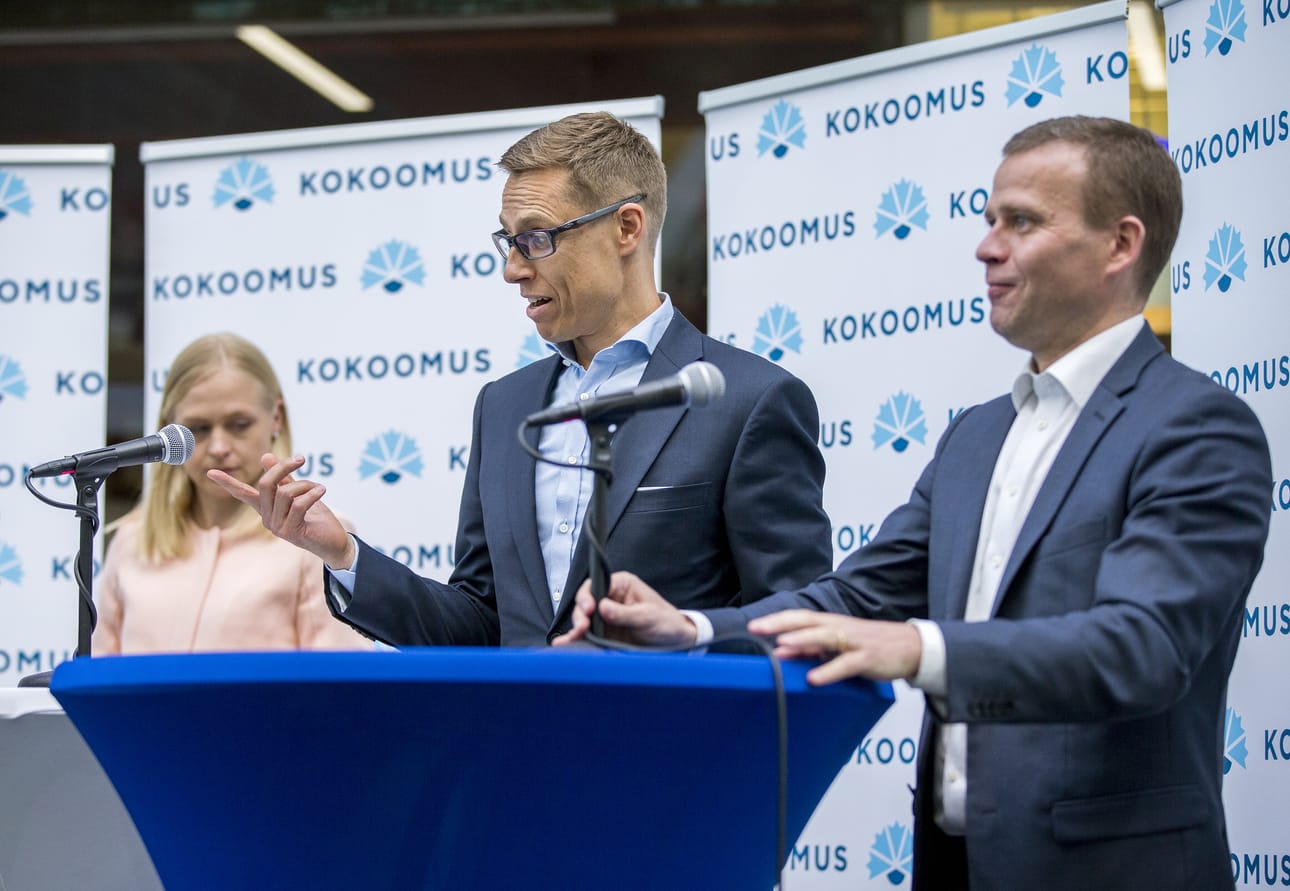 Elina Lepomäki, Alexander Stubb ja Petteri Orpo osallistuivat kokoomuksen puheenjohtajaehdokkaiden vaalitenttiin perjantaina Oulussa.