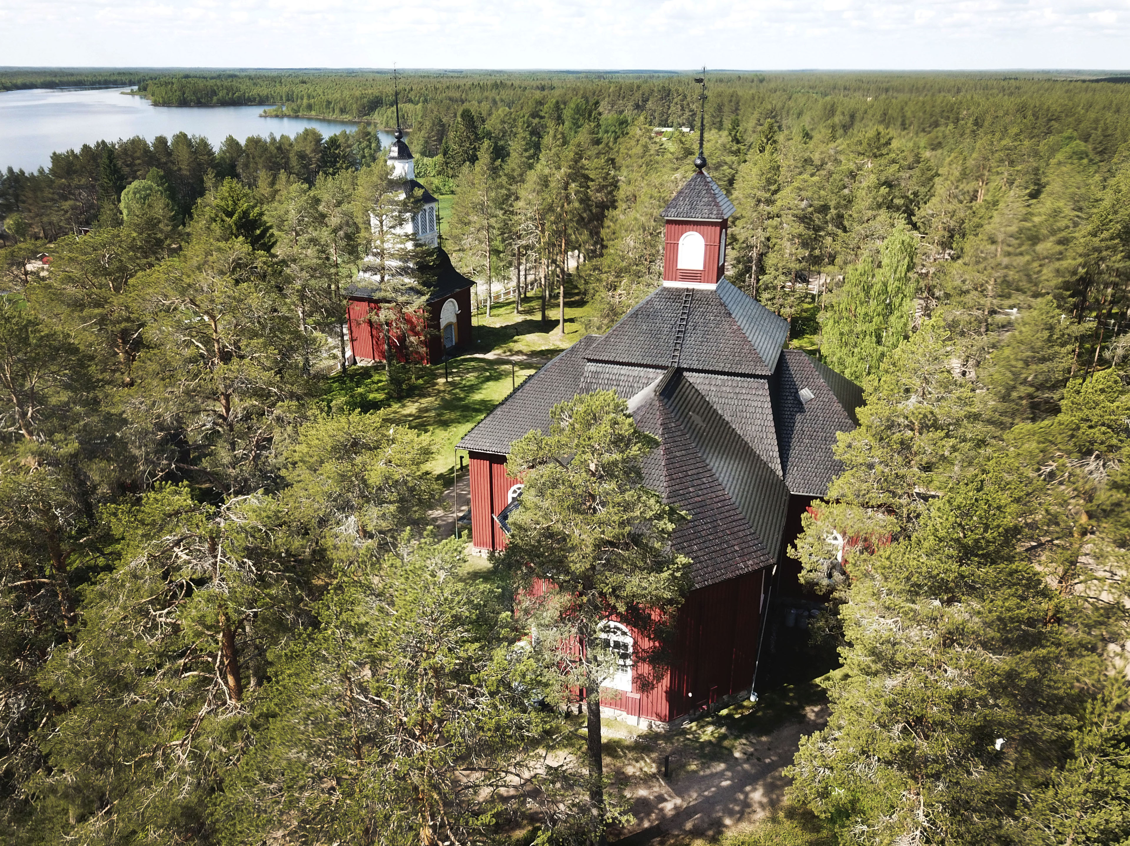 Pudasjärven seurakunta jatkanee entisellä veroprosentilla: kuluvana vuonna verotuloja kertynyt jo ennakoitua enemmän – seurakuntakoti remontissa, Riekinkankaan hirsiaidasta korjaussuunnitelmat