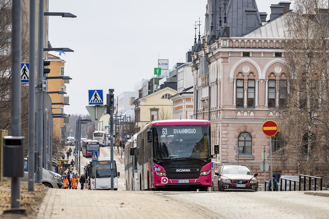 Oulun seudun liikenteen linja-autonkuljettajat saavat tarvitsemiaan vessoja reiteille – kaikkiaan 11 käymälää rakennetaan päätepysäkeille, ensimmäiset tänä vuonna