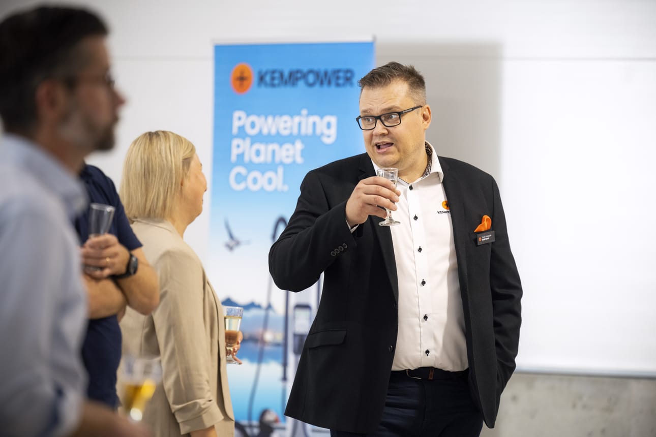 Toimitusjohtaja Tomi Ristimäki uskoo raskaan kaluston pikalatausmarkkinoiden kasvuun.