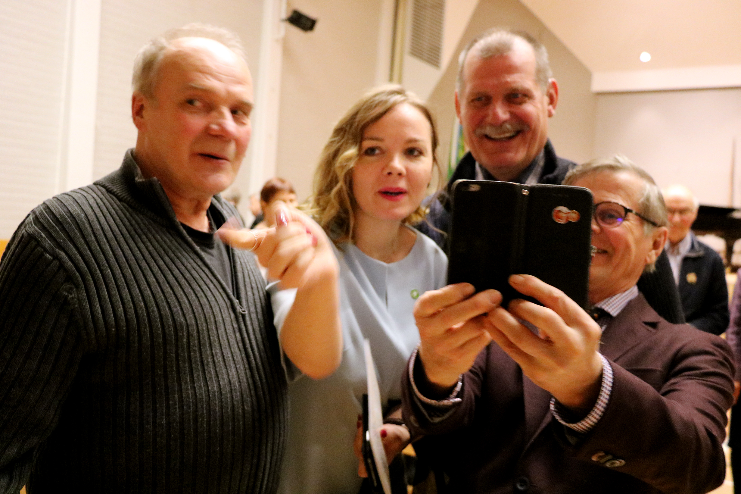 Selfiet ministeri Katri Kulmunin kanssa olivat haluttuja.