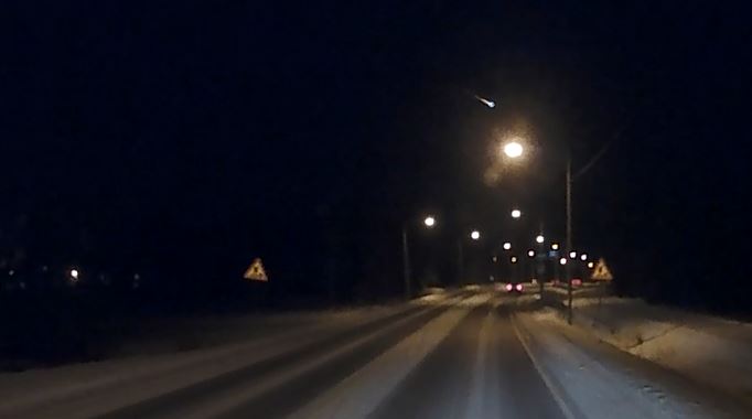 Tulipallo näkyi autokamerassa Raahessa