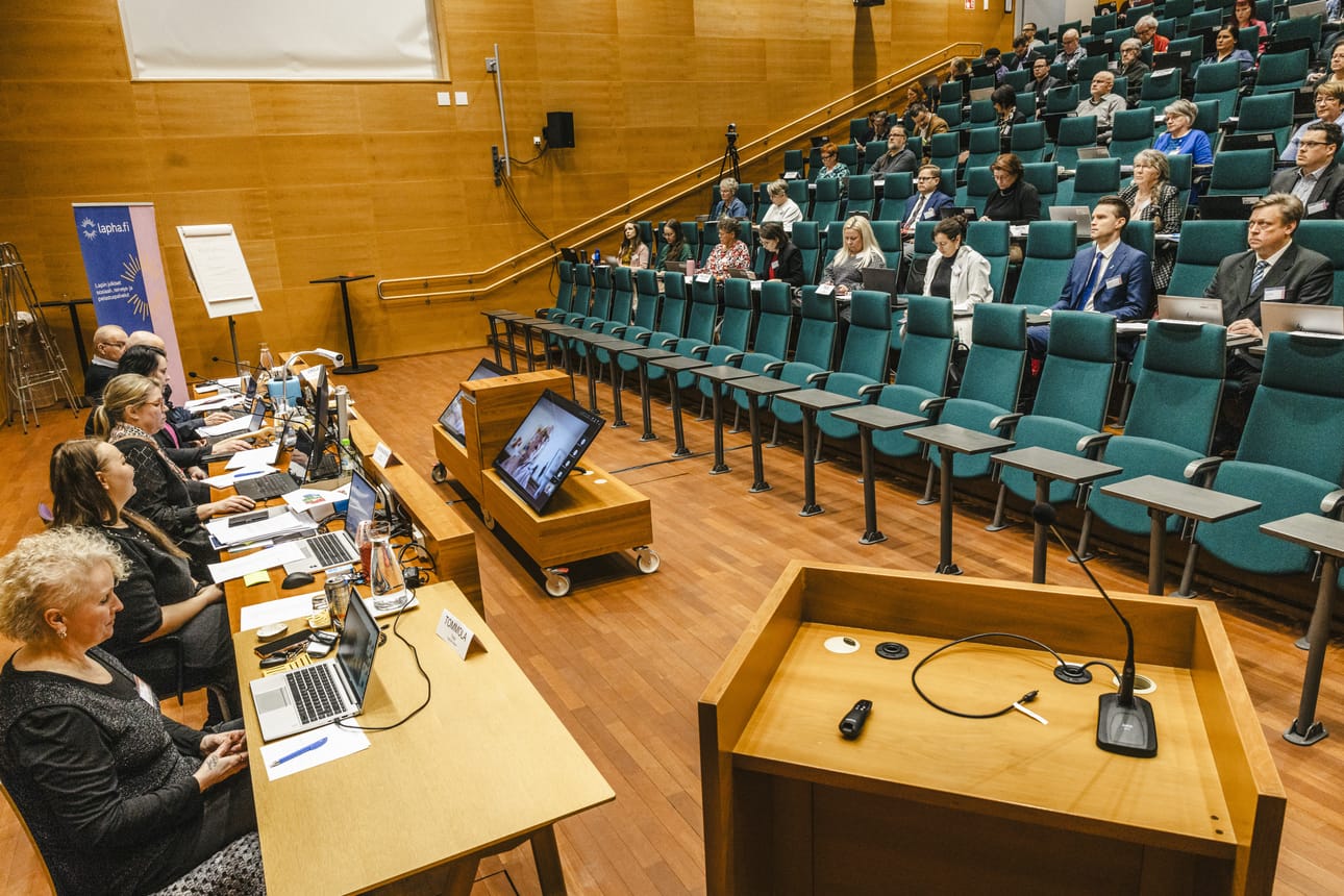 Lapin aluevaltuusto päätti Länsi-Pohjan sairaalan palveluista maaliskuussa.