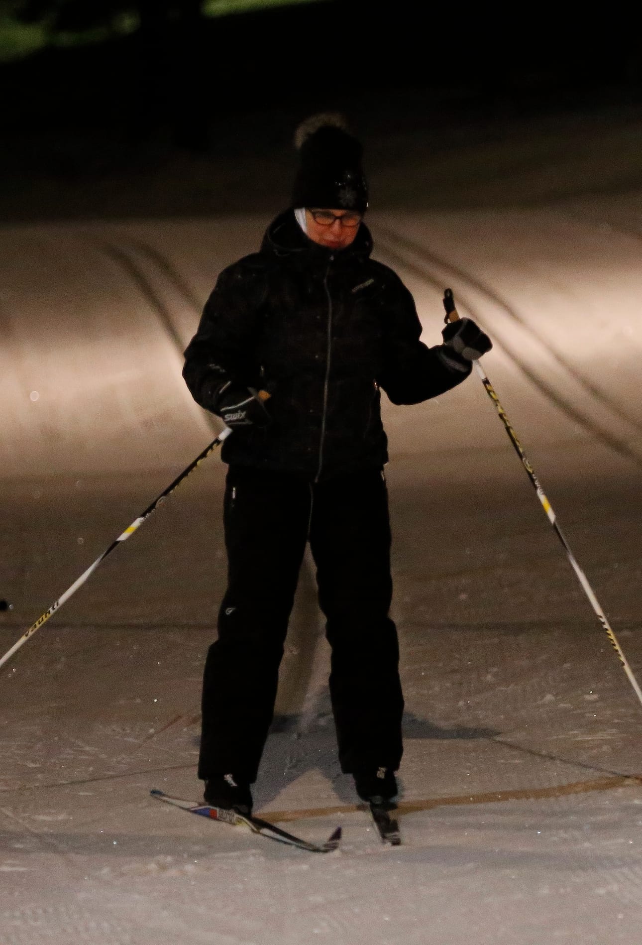 Hiihtokouluun osallistunut Lenita Reivonen kertoo tähtäävänsä jo vuoden 2022 olympialaisiin.