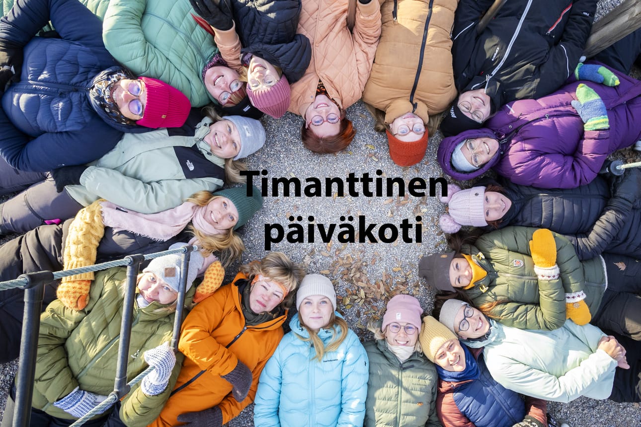Purolan päiväkoti sai kehuja osaavasta ja ystävällisestä henkilökunnasta. Johtaja Minna Herttua-Niemi on kuvassa ylhäällä keskellä oleva henkilö.