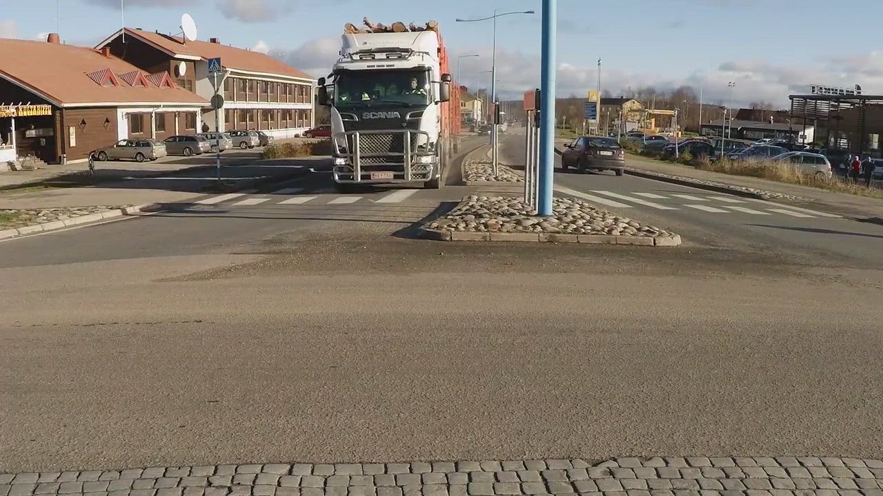 Euroopan suurin rekka Lapin puukuljetuksiin