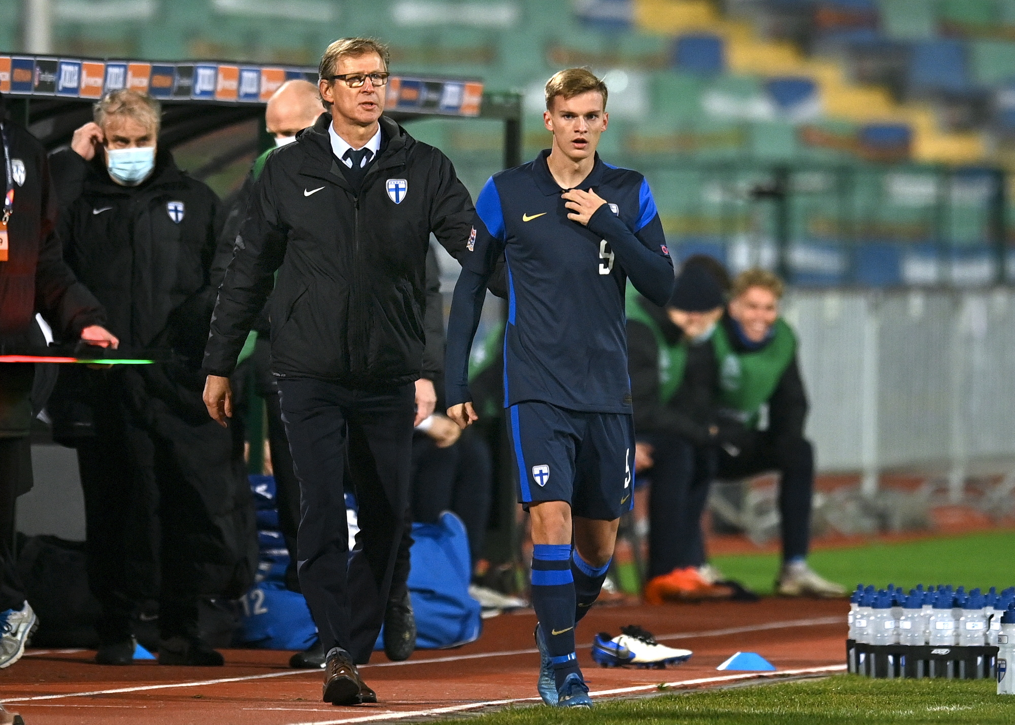 Huuhkajat päättää rankan matkailunsa isojen panosten peliin – "On tämä ollut aikamoista menoa"