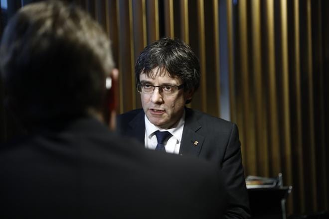 Katalaani-johtaja Carles Puigdemontin Suomen-vierailun on määrä päättyä tänään. Vierailu sai dramaattisen käänteen, kun Espanjan poliisi etsintäkuulutti Puigdemontin. KUVA: Joel Maisalmi