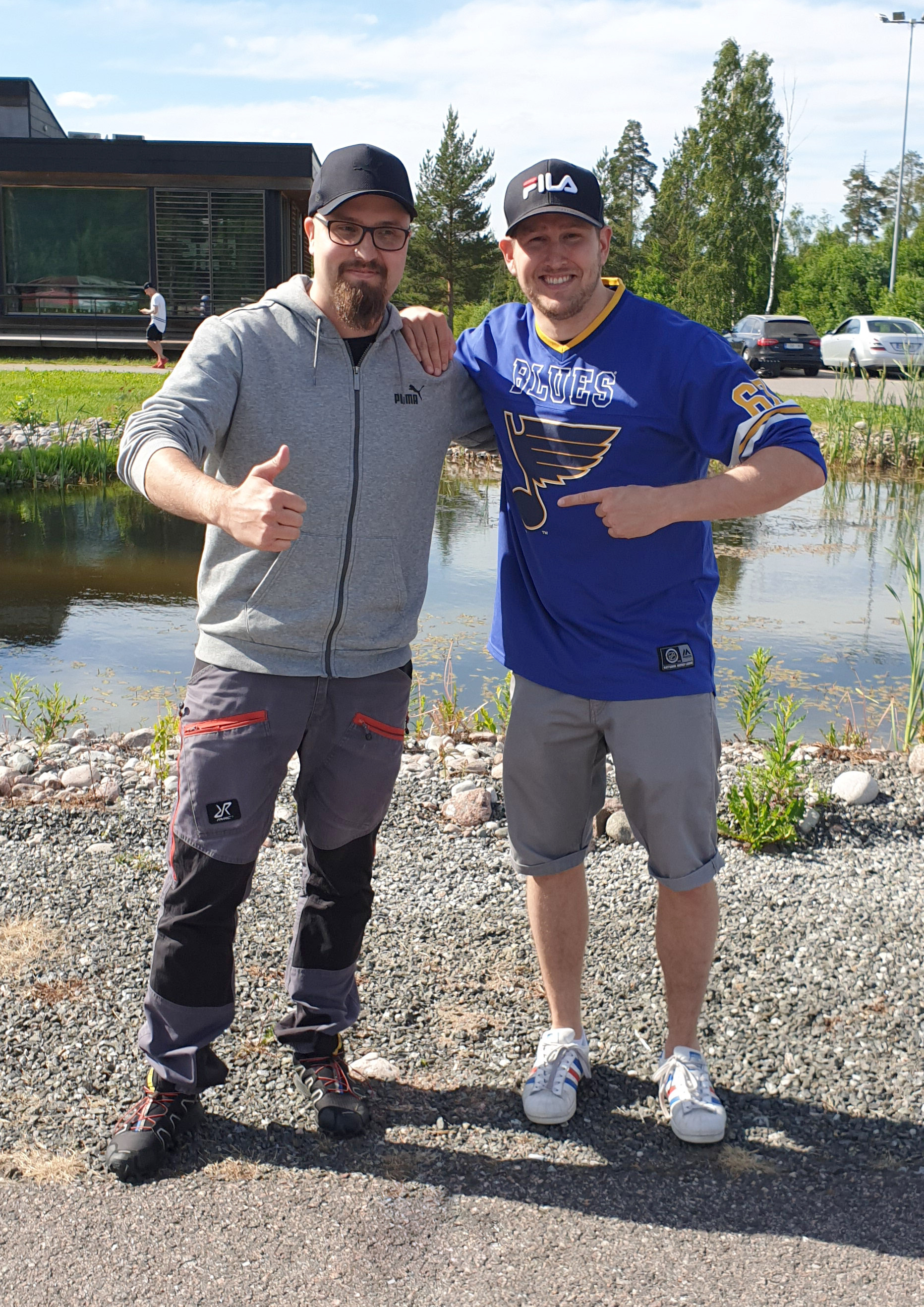 Tavastkenkänen Vili Mykkänen on selvittänyt itsensä loppukilpailuun Radio Novan kisassa, jossa hän mielii päästä kuskiksi Mr Retroperjantain Okulle.
