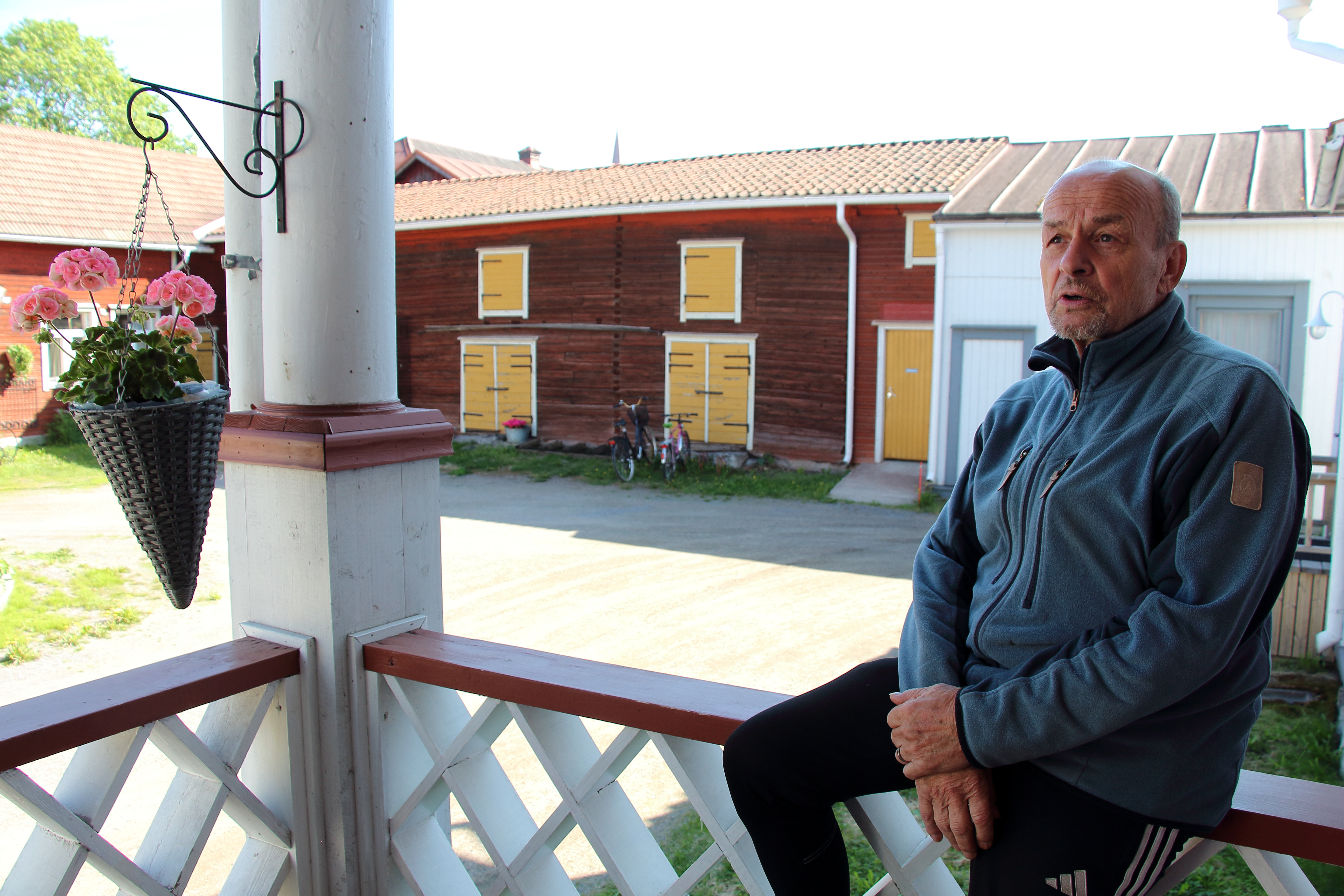Heikun talo herättää muistoja – "Paljon on talossa sen jälkeen muuttunut, mutta vanhoja asioita tulvii mieleen"
