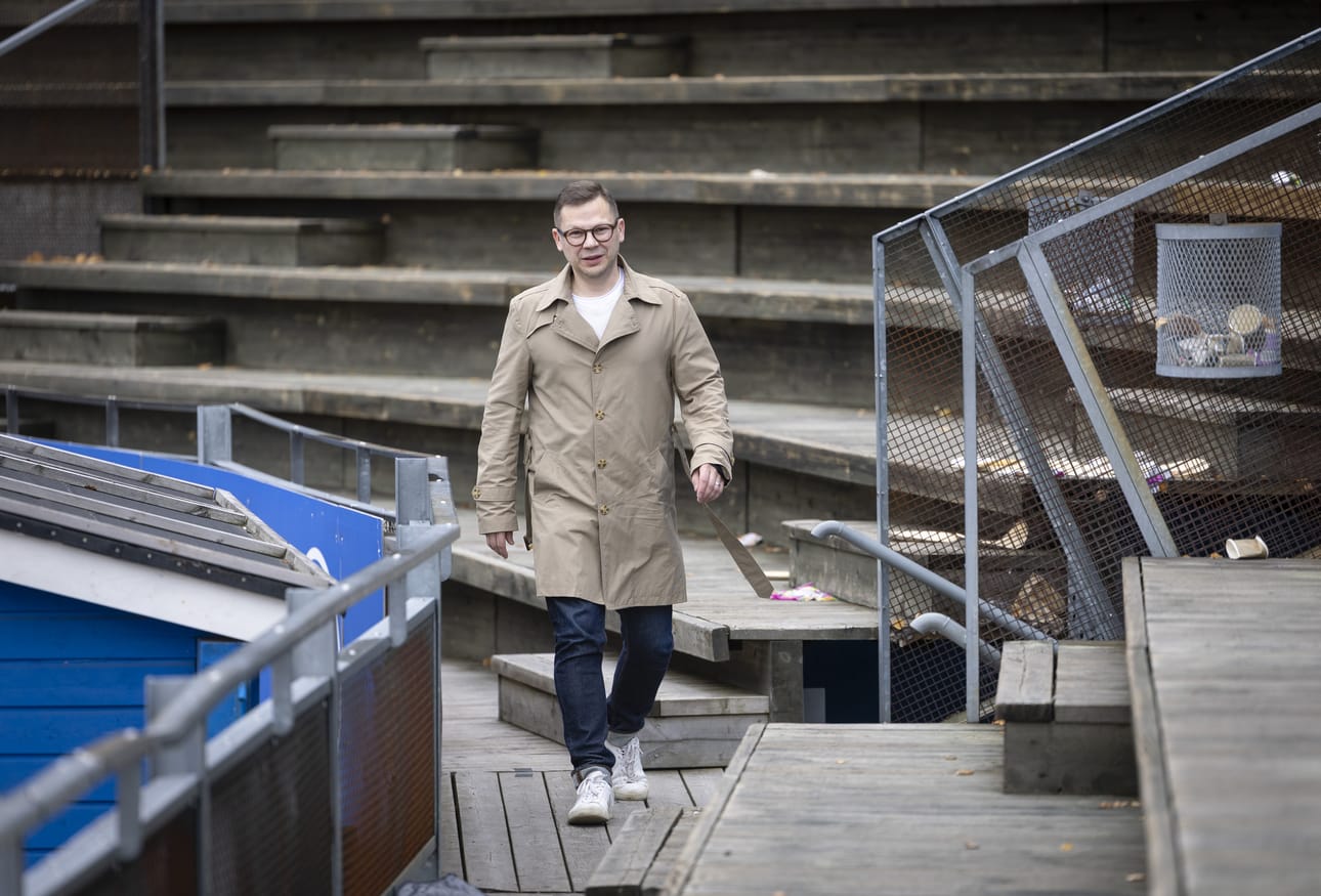 Lipon naisten taustayhtiön Raksilan Likat Oy:n toimitusjohtaja Vesa-Pekka Kiiskinen luotsaa seuraa kohti tulevia koitoksia.