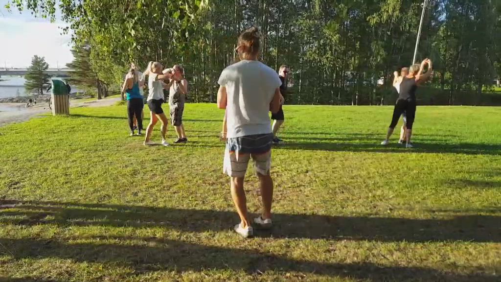 Salsaa helteessä!