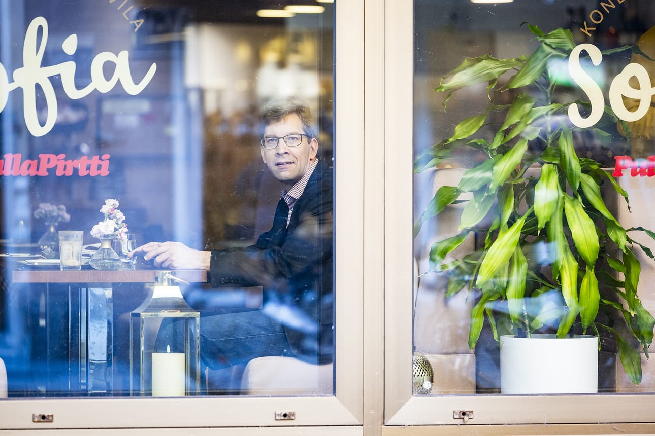 Marko Jääskeläinen haaveili opiskelijana työurasta Brysselissä. Kun ura lobbarina ei auennut, hän perusti yrityksen, jonka kautta hän on pystynyt konsulttina edistämään työelämän monimuotoistamista.