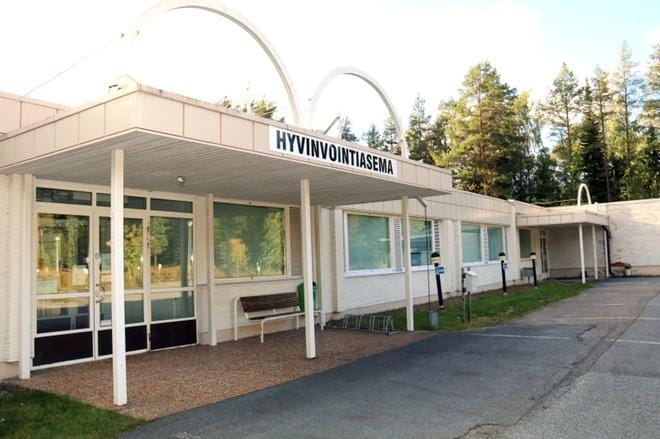 Alahärmän terveysasema on valmistunut vuonna 1966, ja sitä on laajennettu vuosina 1977 ja 1982.