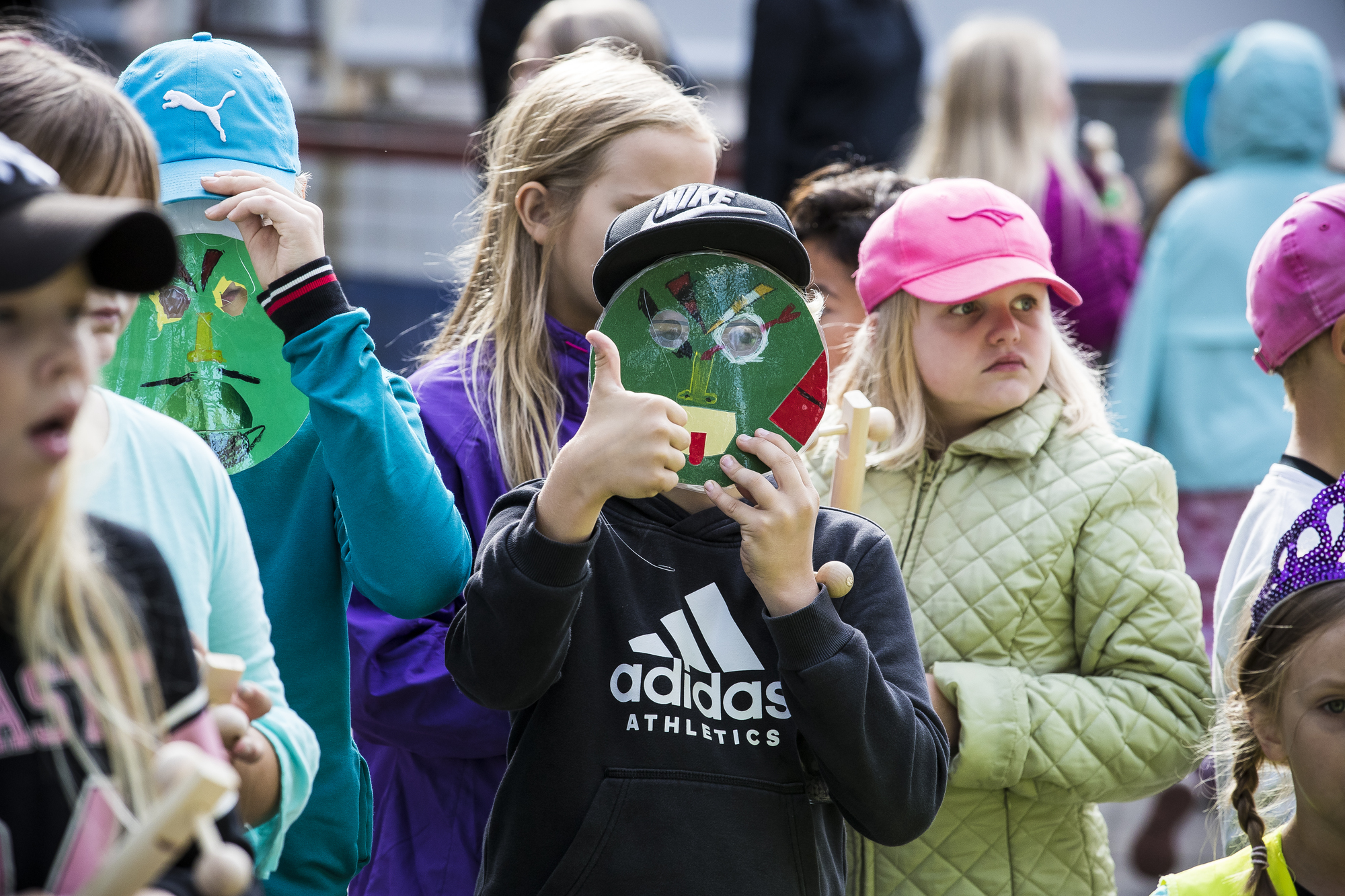 Siellä voi luurata ihan kuka vaan.