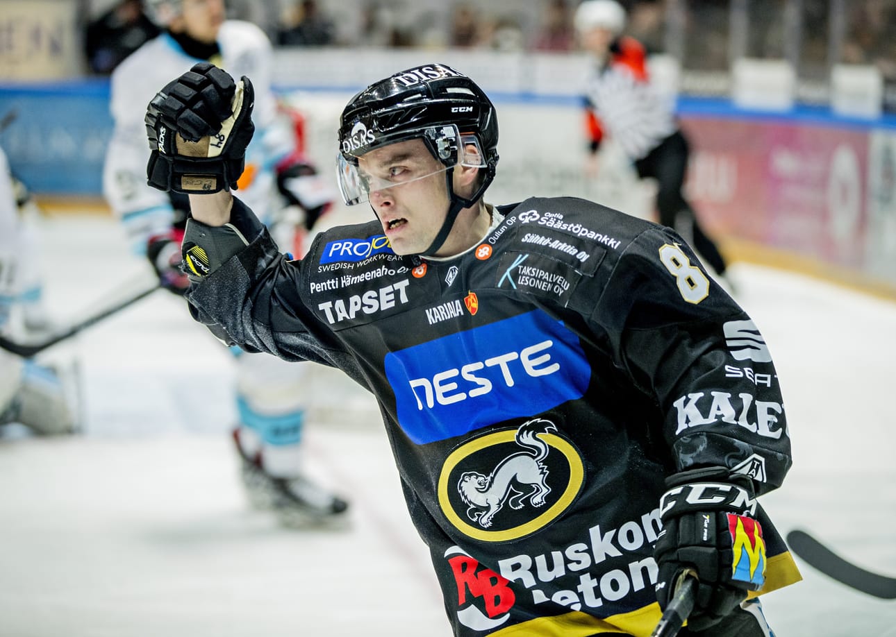Jyri Junnila siirtyy Kärpistä KalPaan. Arkistokuva.