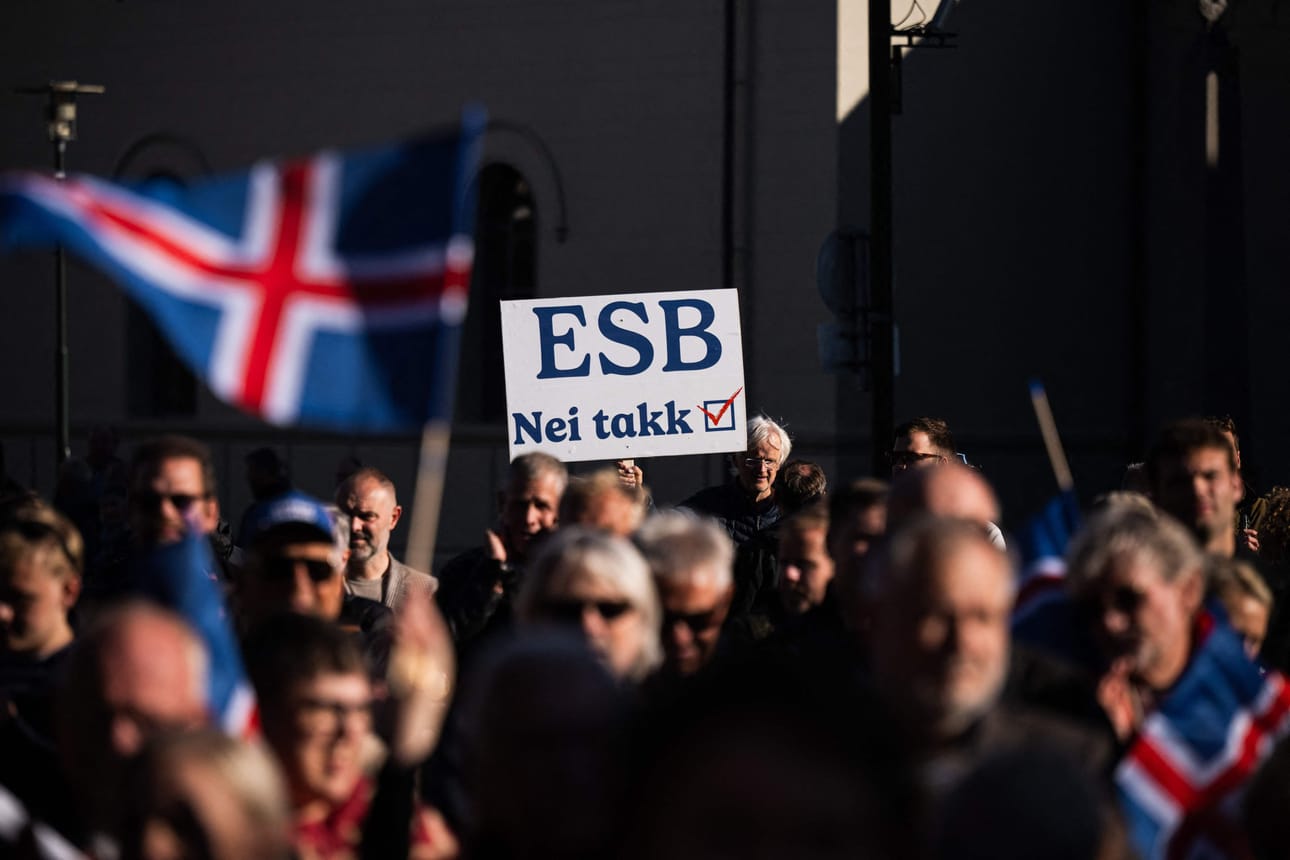 Islannin kansanäänestyksessä EU:hun liittymistä vastustava kanta on voittamassa.
