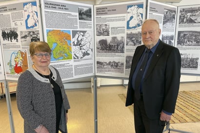 "Näyttely ei ole sodan ihannointia, vaan kunnianosoitus sille sukupolvelle joka puolusti sodissa Suomea"
