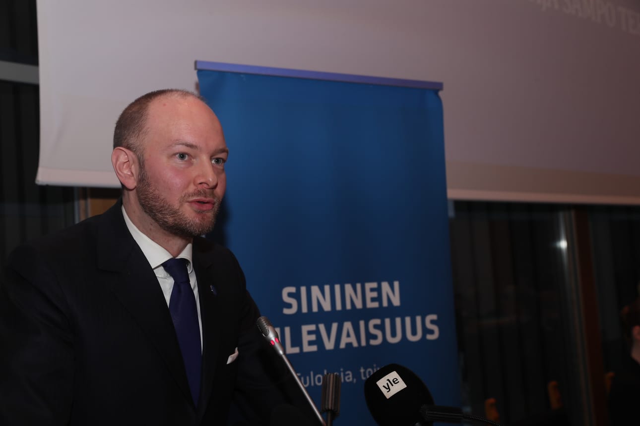 Ministeri Sampo Terho valittiin lauantain Sinisen tulevaisuuden puheenjohtajaksi.