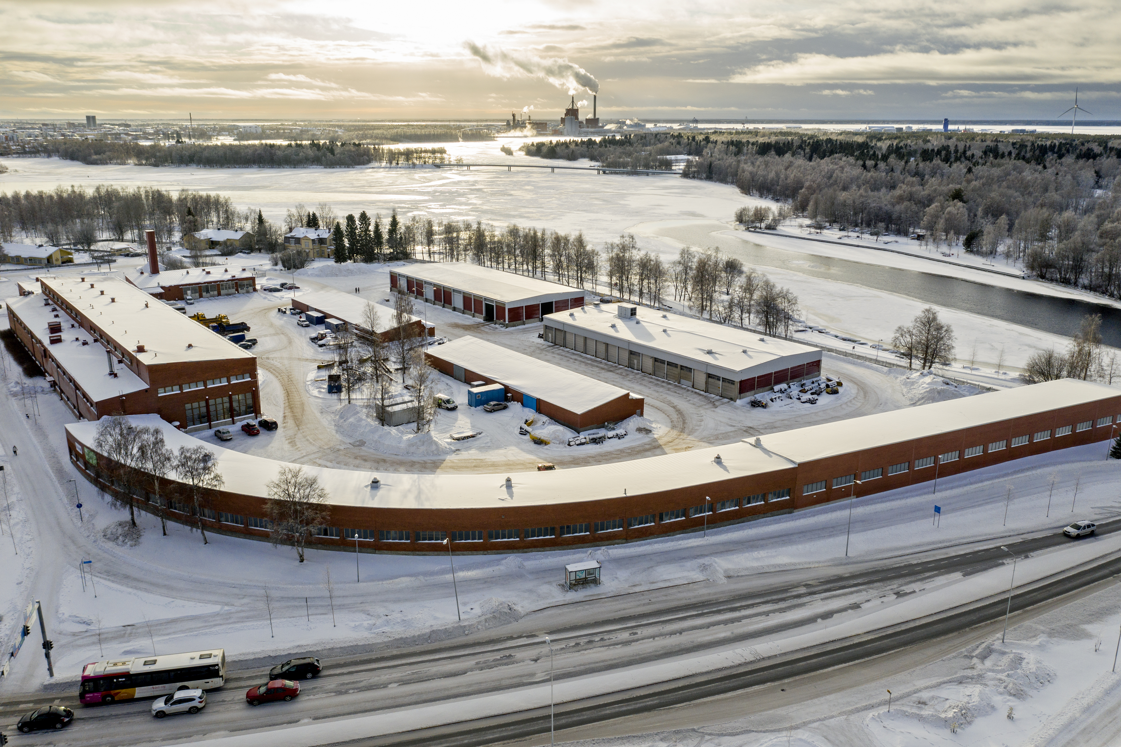 Oulu piirtyy suistokaupungiksi, jossa luonnonvesi toimii kaupungin peilinä