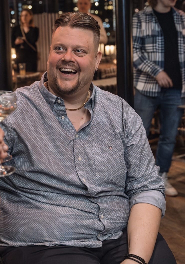 Niko Kymäläinen kuvaa, että Vaasa Festival on kaiken kansa juhla, sillä esiintyjäkattauksessa on musiikkia monen ikäiselle. Kävijätavoitetta on nostettu viime vuodesta.