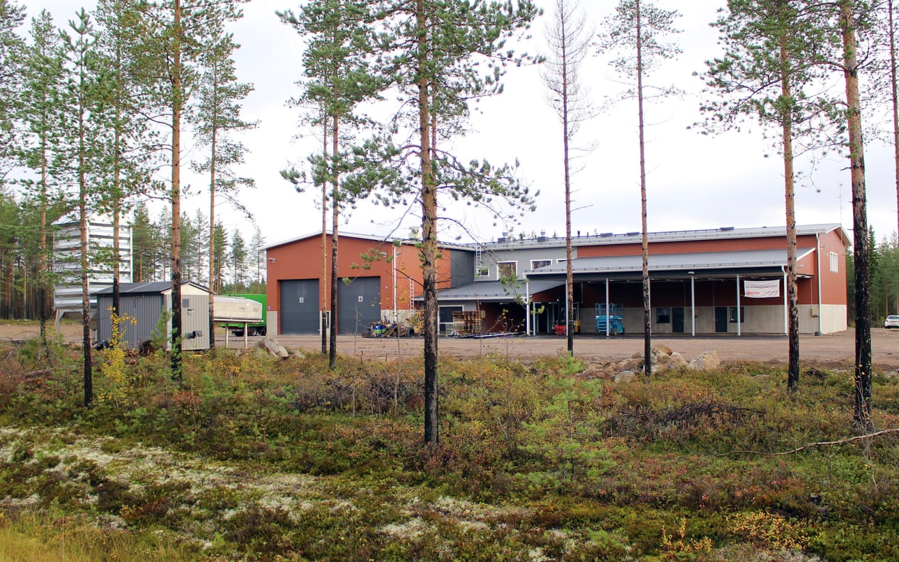 Tuohisentterin Laanilan teollisuushallin pihapiiri on hiljennyt.