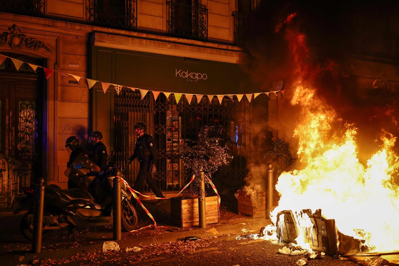 Yhteenottoja raportoitiin myös Lyonissa, Lillessä, Marseillessa, Montpellierissä, Nantesissa ja Toulousessa. Kuva on Marseillesta.