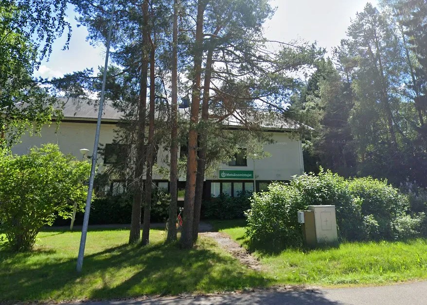 Metsänhoitoyhdistys Siikalakeus myy Kestilän toimitilansa