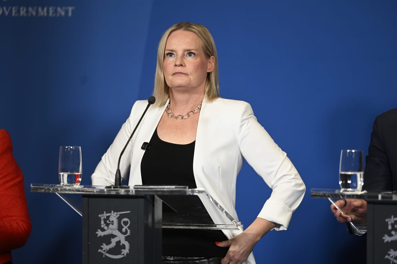 Valtiovarainministeri Riikka Purra (ps.) vahvisti tiistai-iltana tiedotustilaisuudessa, että datakeskuksille suunnitellusta verotuesta luovutaan.
