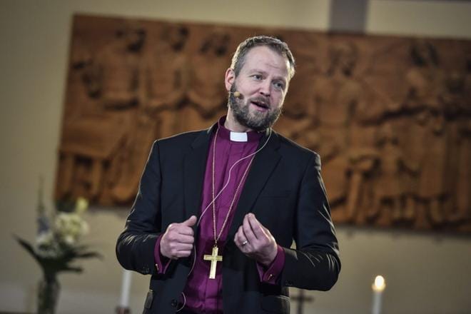 Television viihdeohjelmistakin tuttu Teemu Laajasalo valittiin Helsingin piispaksi suoraan ensimmäisellä kierroksella elokuussa 2017.