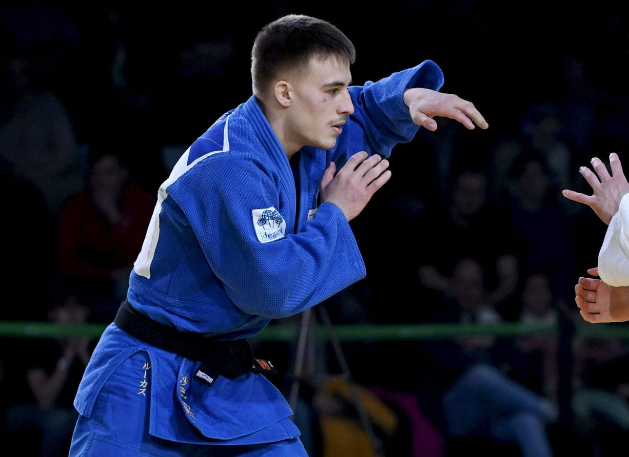 MM-pronssin myötä Saha varmisti paikan Pariisin olympialaisiin. LEHTIKUVA / ANTTI AIMO-KOIVISTO