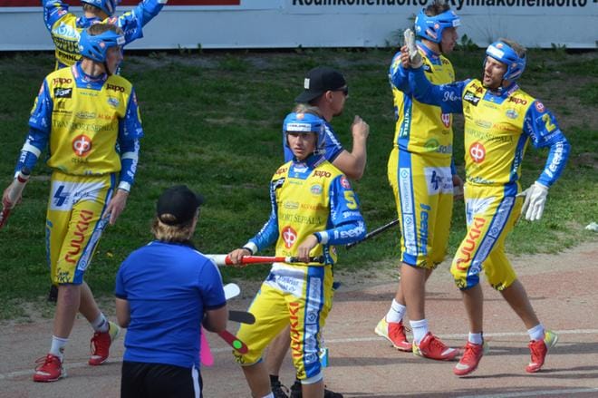 Kitron stadionilla kotiottelussa Juho Ihamäki, Mikael Penninkangas ja Atte Brandt. KUVA: MARKKU TURPELA