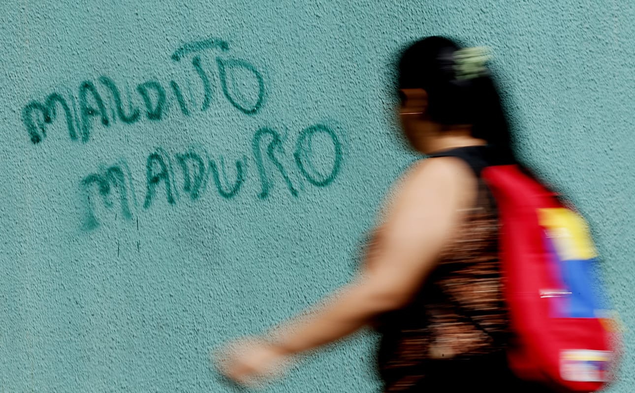 Pahuksen Maduro, kertoi seinäkirjoitus tällä viikolla Venezuelan Caracasissa.