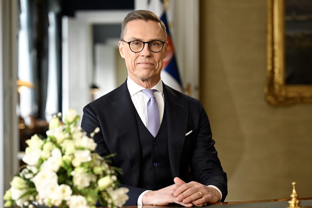 Tasavallan presidentti Alexanderr Stubb antoi uudenvuodenpuheessaan Suomelle kolme tavoitetta. Ne olivat rauha, kasvu ja välittäminen.