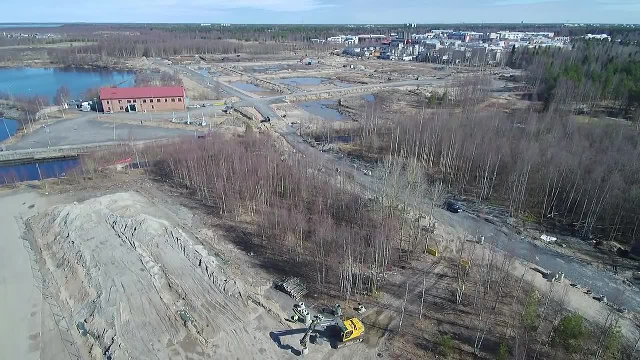 Toppilan rakentamista ilmasta nähtynä