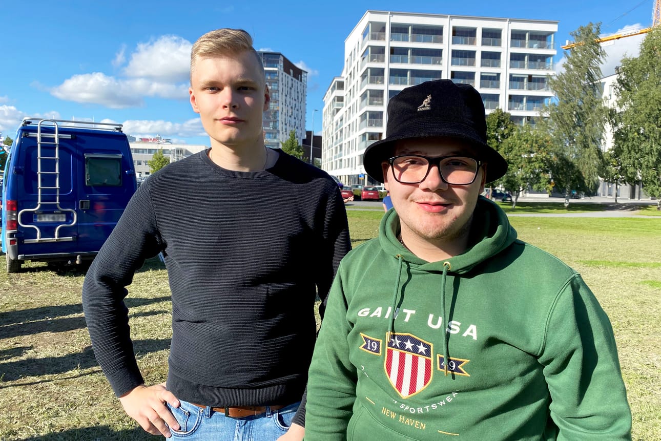 Ville Rintala (vas.) ja Jussi Juntunen uskovat Etelä-Pohjanmaan työllistävän heidät tulevaisuudessa.