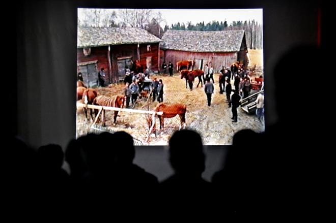 Häjyt-elokuvan 40-vuotisjuhlanäytöstä saapui katsomaan noin sata ihmistä.