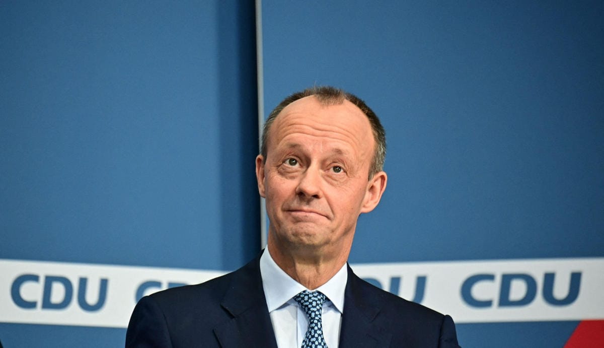 Nyt oppositiossa olevan CDU:n johtopaikassa on vankasti kiinni Laschetin jo viime vuoden alun puheenjohtajakisassa haastanut Friedrich Merz. LEHTIKUVA / AFP