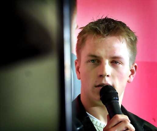Kimi Räikkönen ajoi kolmanneksi.