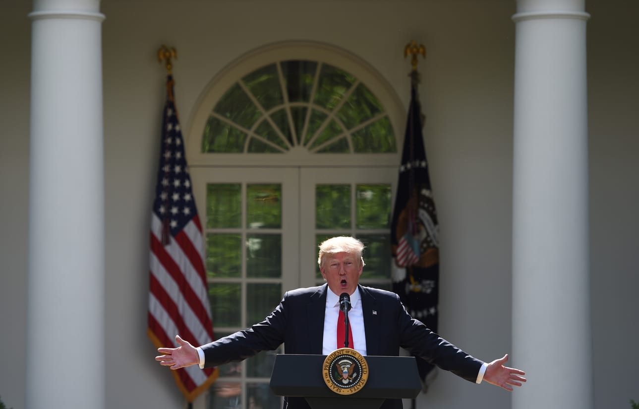Yhdysvaltain presidentti Donald Trump piti 1. kesäkuuta Valkoisen talon edessä puheen, jossa hän ilmoitti Yhdysvaltojen vetäytyvän Pariisin ilmastosopimuksesta.