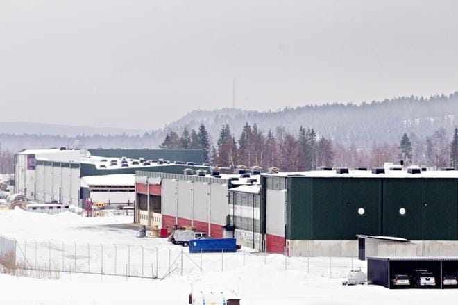 Pohjois-Ruotsin Bodeissa datakeskuksille on rakennettu tiloja muun muassa hylätyn sotilastukikohdan helikopterihalleihin. KUVA: Katja Lehto / arkisto