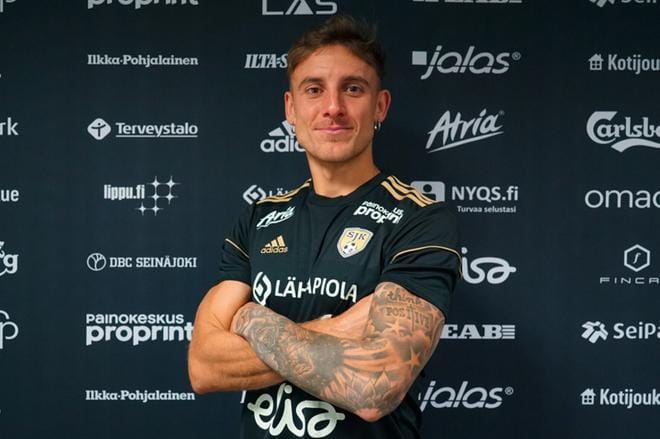 Argentiinalainen Rodrigo Arciero tuo vauhtia SJK:n laidalle. KUVA: SJK