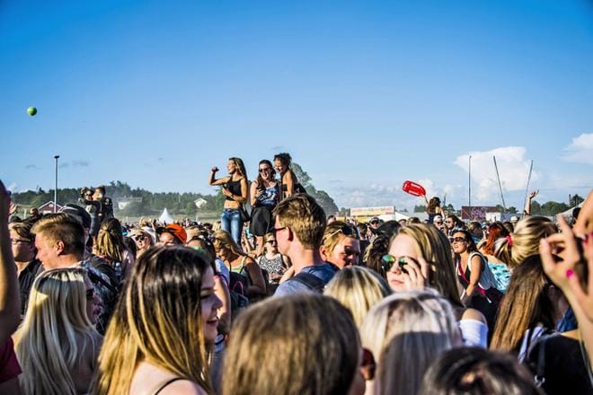 Viime kesänä Ruisrockissa kävi viikonlopun aikana 105 000 festivaalivierasta. Tämän kesän Ruisrock on jo myyty loppuun. KUVA: Lennart Holmberg