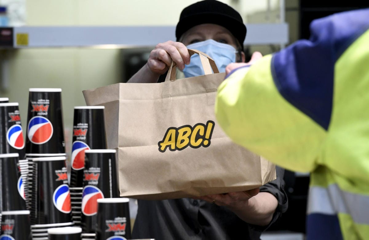 ABC-ketjun myynti kasvoi viime vuonna yli 21 prosenttia. LEHTIKUVA / HEIKKI SAUKKOMAA