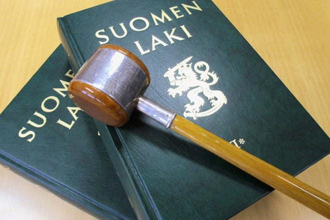 Ilmajoella pohditaan vielä kerran kunnanjohtaja Seppo Pirttikosken luottamusta ja tilapäisen valiokunnan perustamista. ARKISTOKUVA: JUHANI SALO
