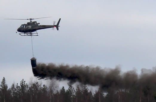 Metsänhoitoon kuuluu tarvittaessa lannoitus. Helikopterilannoitusta suositellaan kohteisiin, joissa maalevitys ei ole mahdolllista.