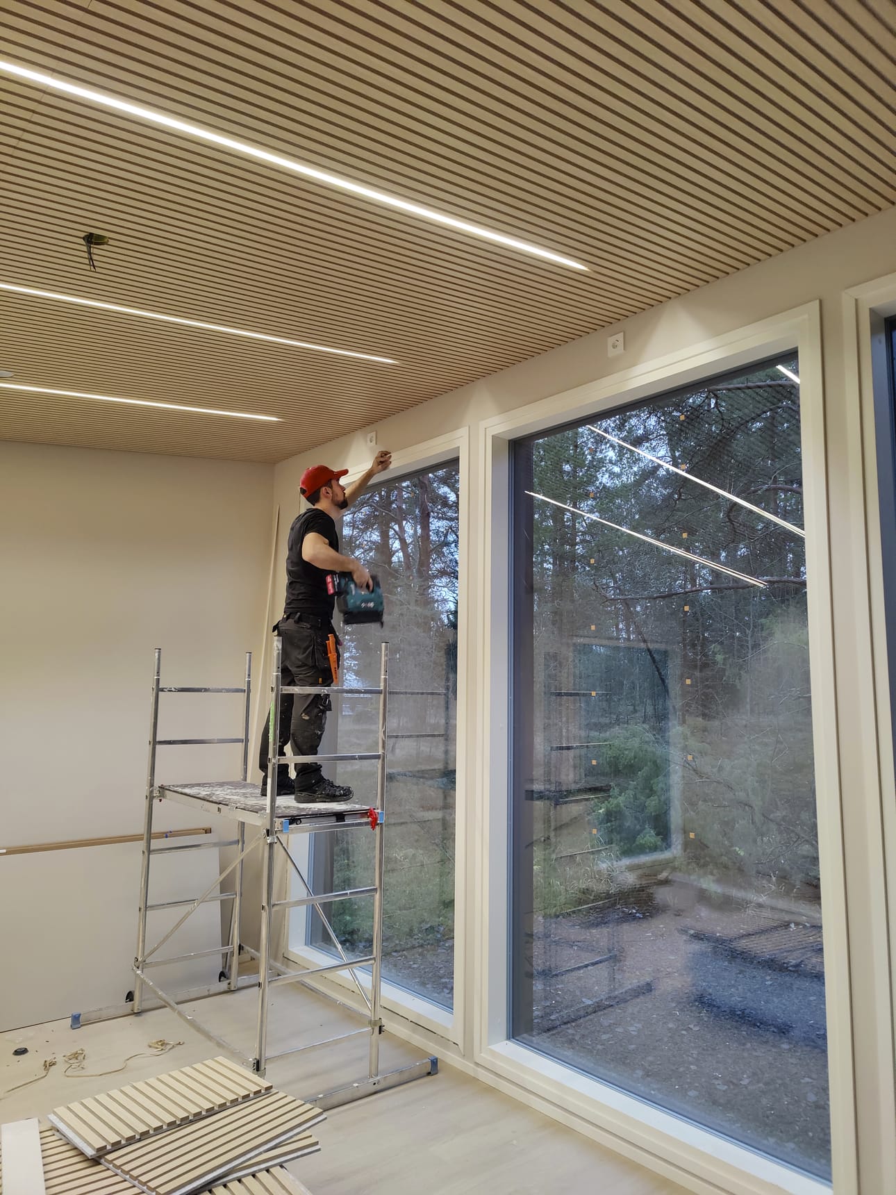 Eemeli Nukarisen mielestä rakentaminen oli materiaali- ja sisustusvalintojen tekemistä helpompaa.