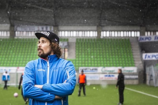 Alppihiihtäjä Andreas Romar sanoo tavoitteellisuuden ohjaavan hänen omaa tekemistään. Palautuminen taas auttaa jaksamisessa. KUVAT: SELMA PAAVOLA