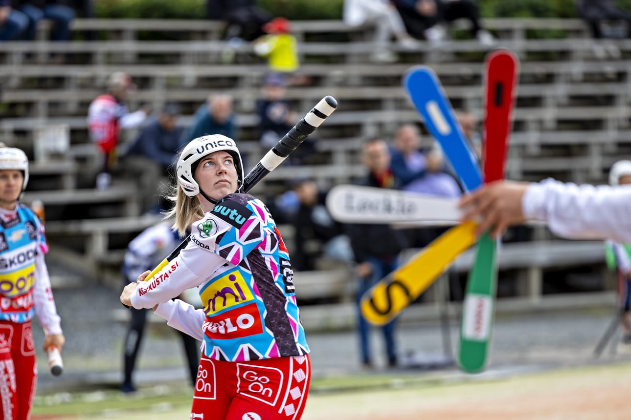 Juoksuja iskenyt Aino-Kaisa Mantere palkittiin SMJ:n parhaana.